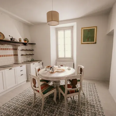 Casa Cecilia 아파트